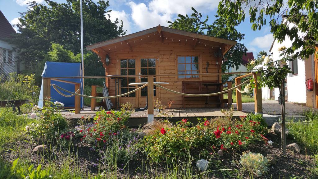 Ferienwohnungen Am Kleinen See Bergen Auf Rugen Exteriör bild